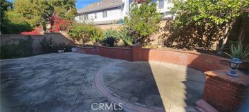 featured image of 11 Iron Spgs