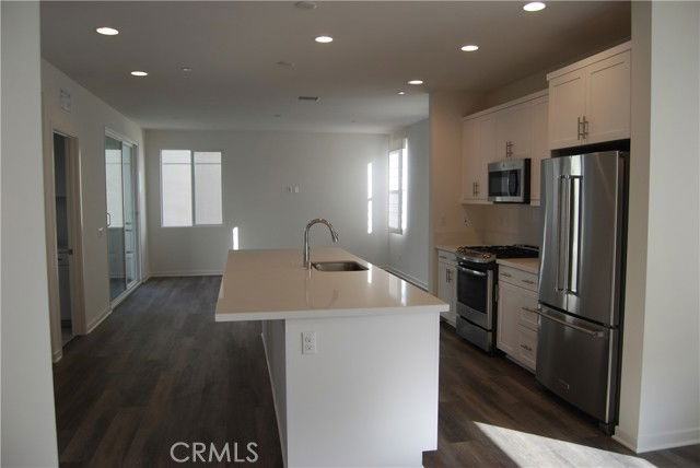 789 Leeward Way - Photo 4 of 8