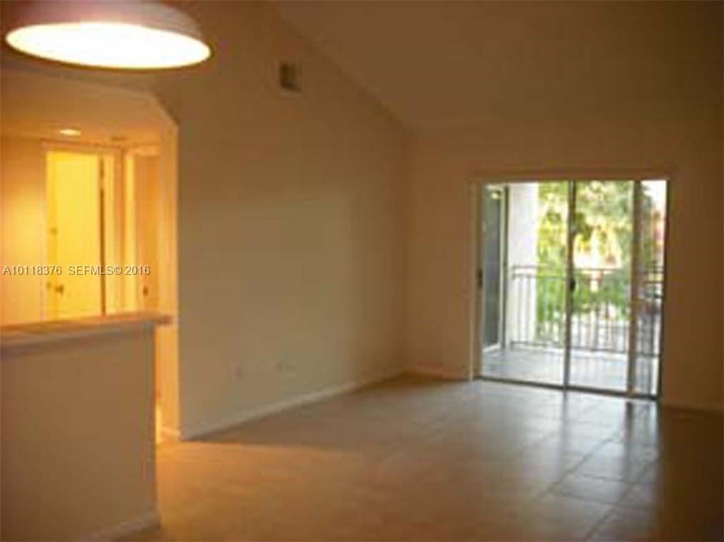 18810 Nw 57th Ave #306 - Photo 4 of 7