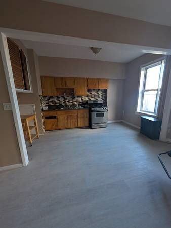 6651 Forest Ave #2ndFL - Photo 2 of 8