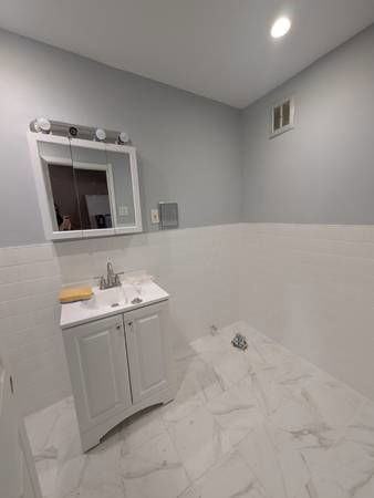 6651 Forest Ave #2ndFL - Photo 7 of 8