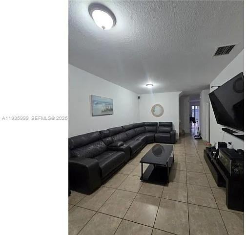 11334 Sw 236th St - Photo 2 of 8