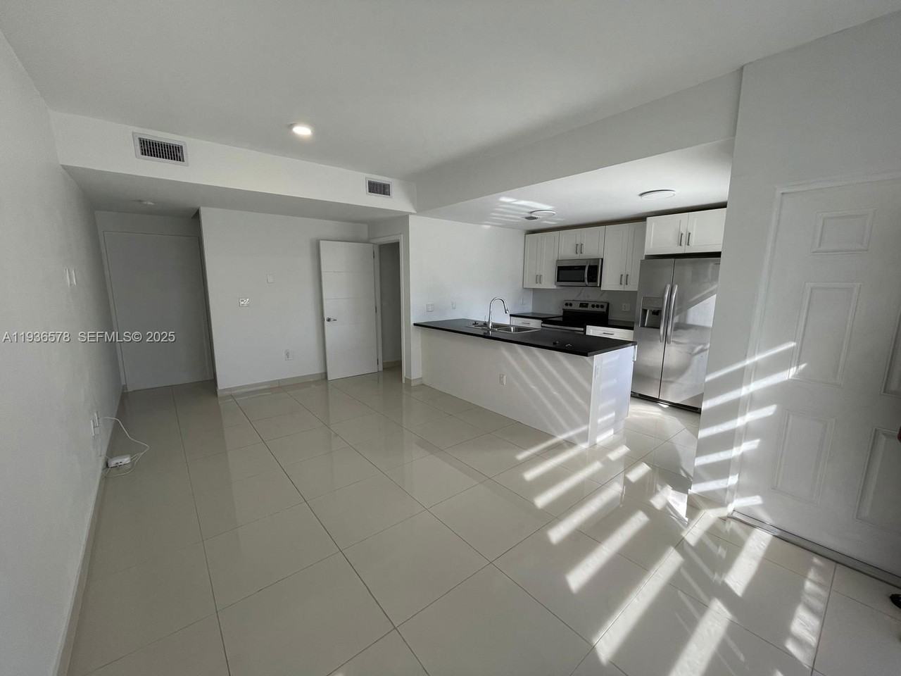 25869 Sw 139th Ct - Photo 4 of 8