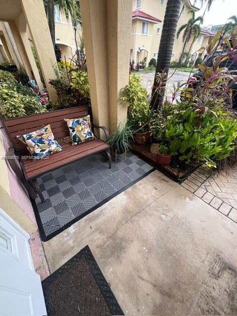 2098 Ne 167th St #2-118 - Photo 4 of 8