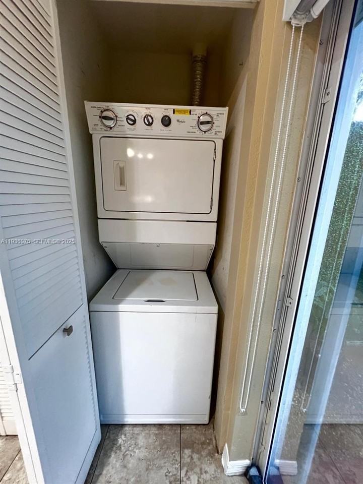 2098 Ne 167th St #2-118 - Photo 6 of 8