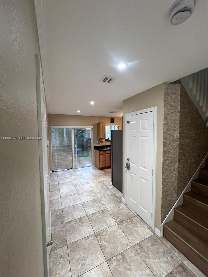 2098 Ne 167th St #2-118 - Photo 7 of 8