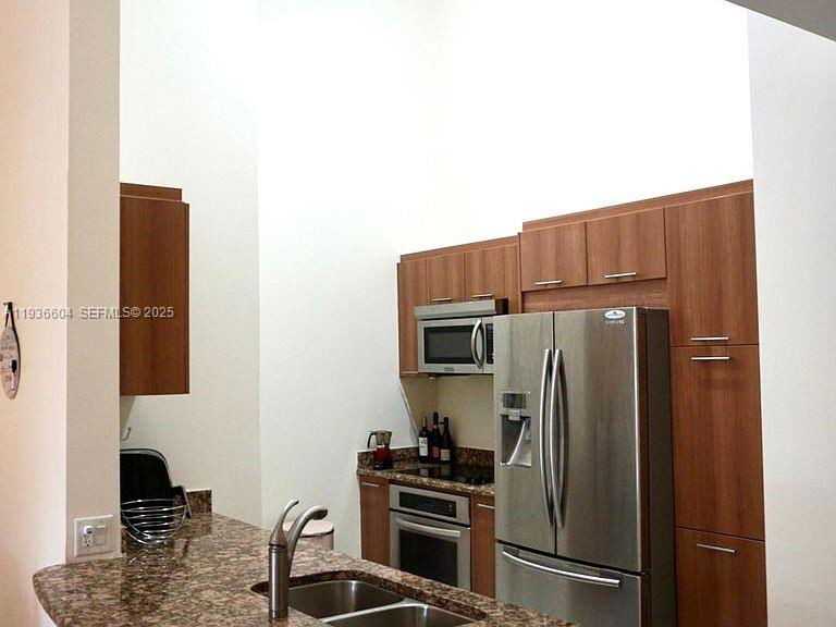 510 Nw 84th Ave #103 - Photo 4 of 8