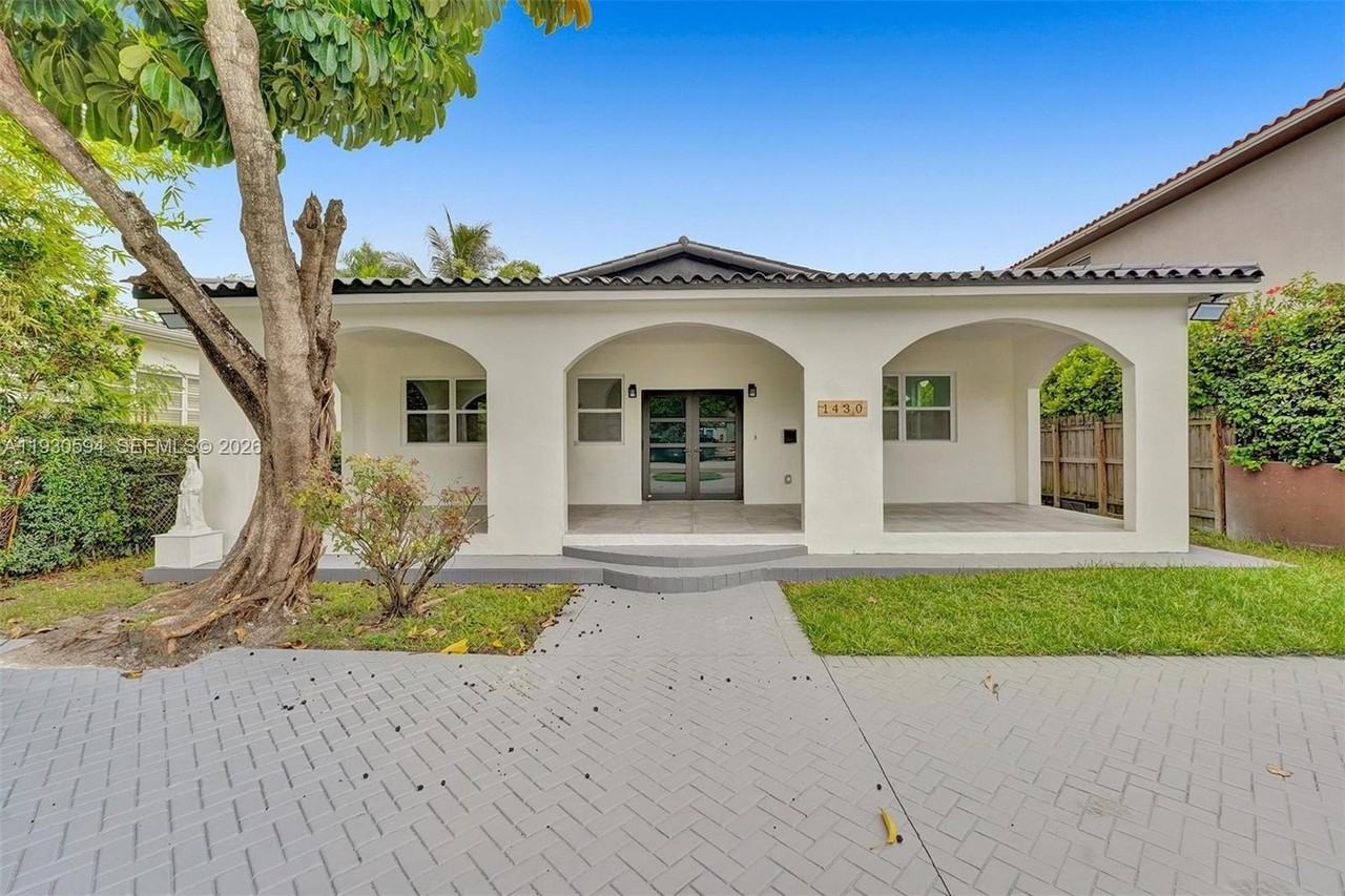 1430 Michigan Ave - Photo 2 of 45