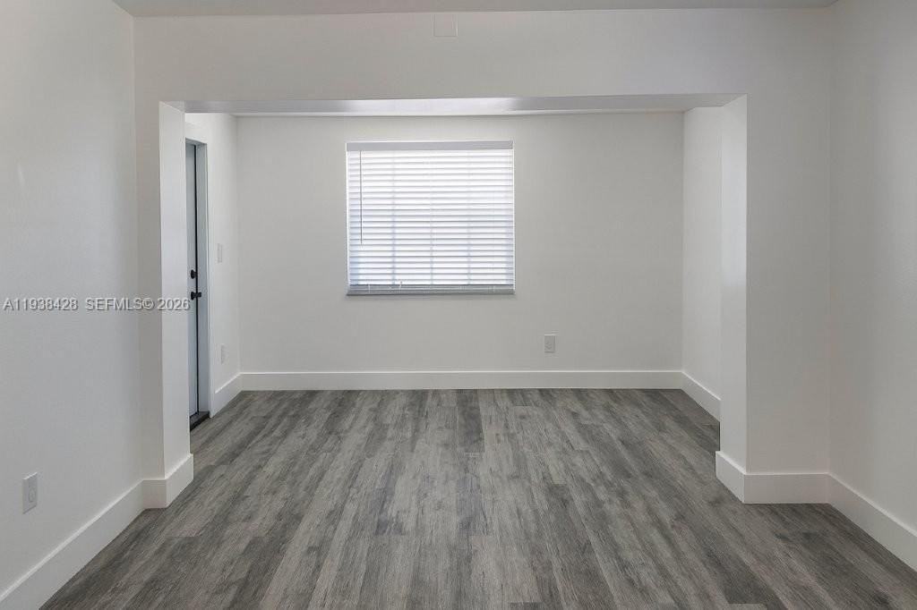 2265 Sw 15th St #REAR - Photo 4 of 16