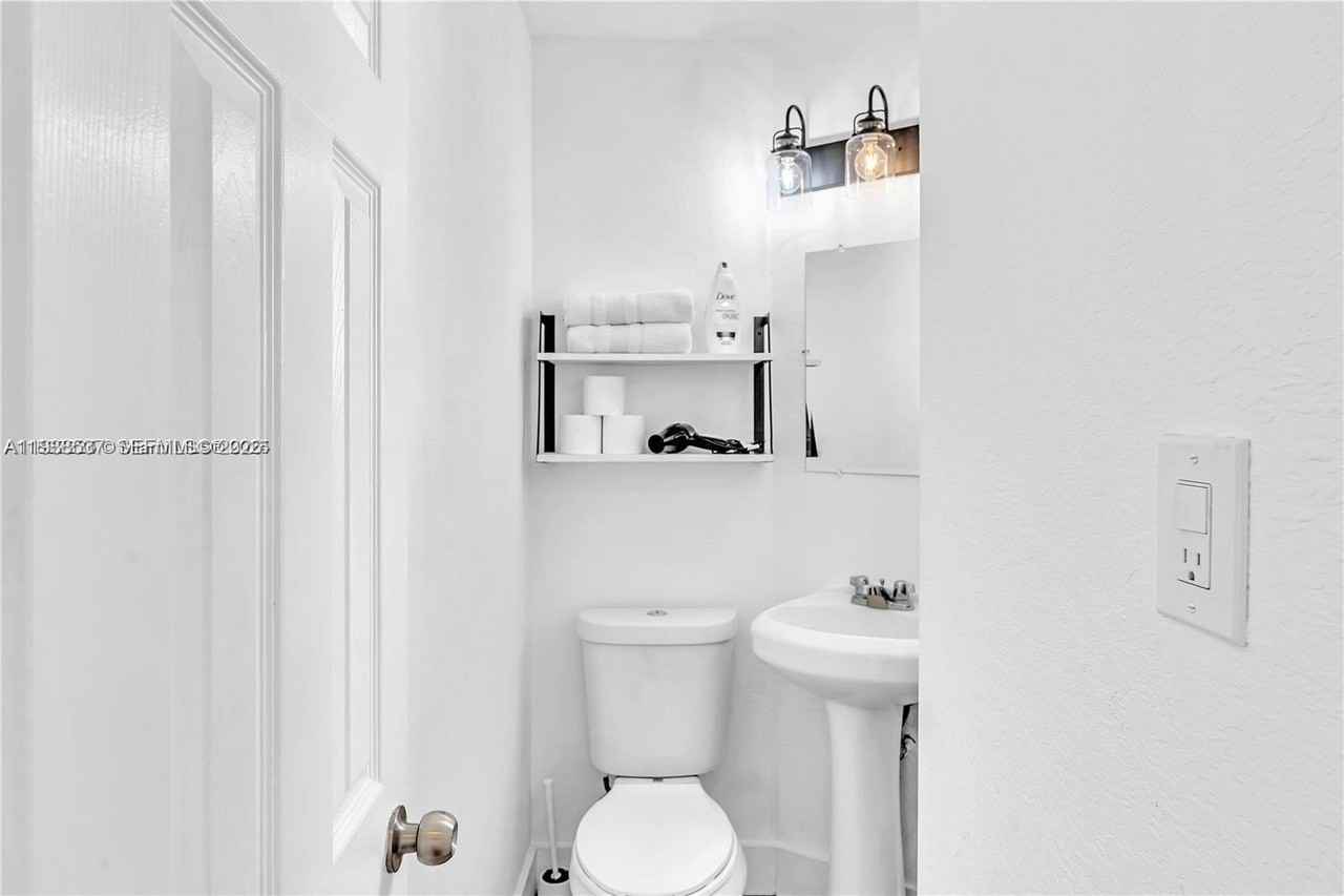 3920 Garden Ave #14 - Photo 5 of 6