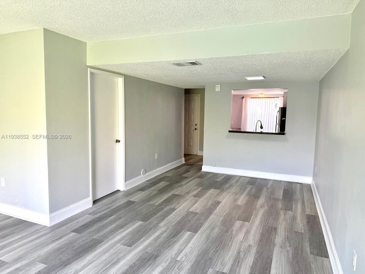 3872 Nw 90th Ave #3872 - Photo 2 of 15