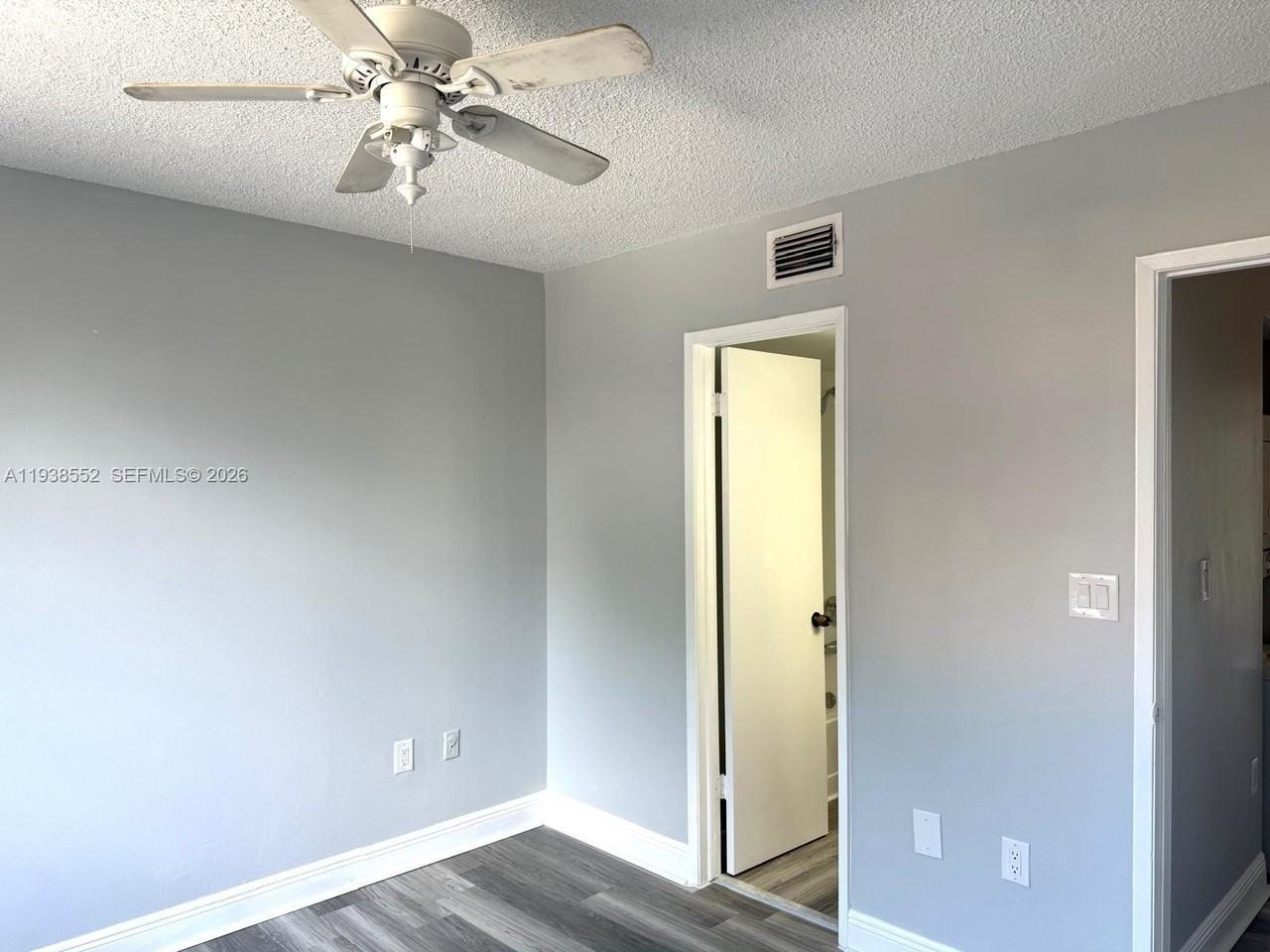 3872 Nw 90th Ave #3872 - Photo 6 of 15