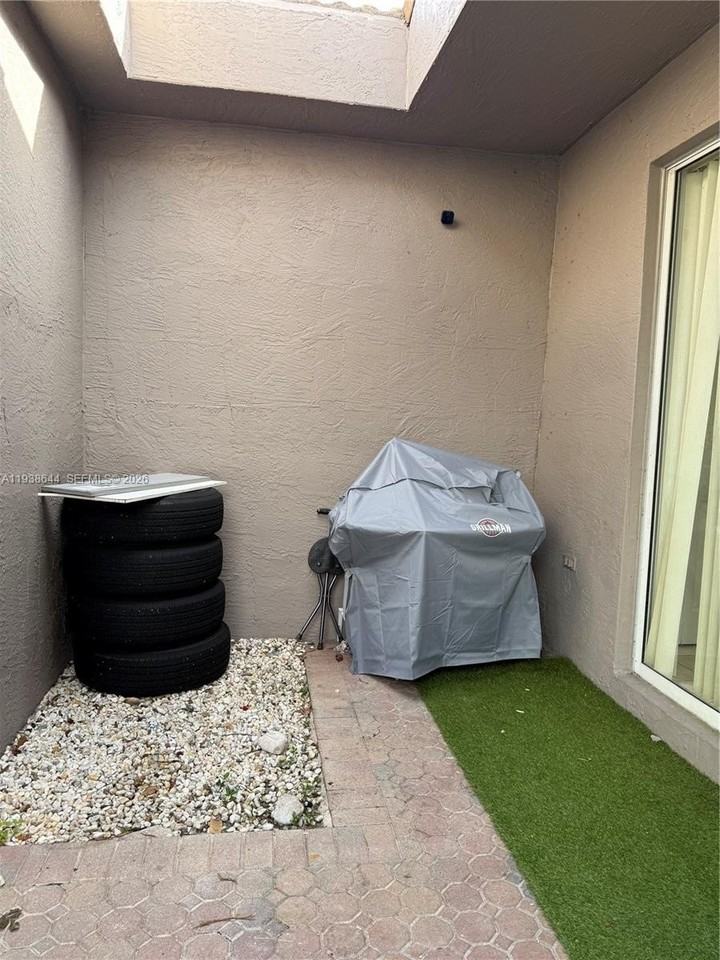 7420 S Aragon Blvd #1 - Photo 3 of 22