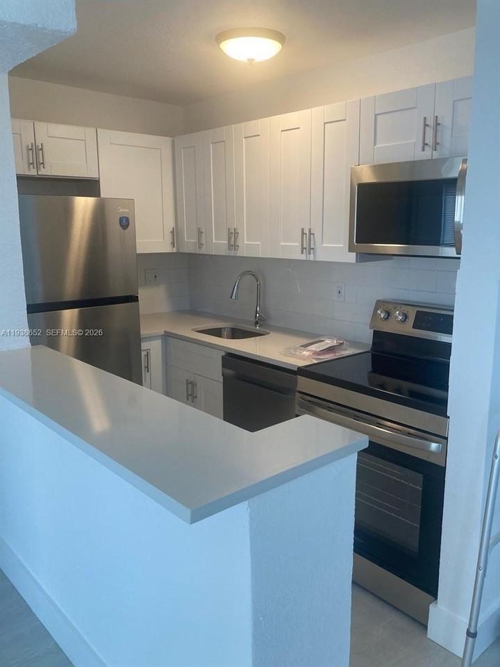 199 E Mcnab Rd #101 - Photo 2 of 15