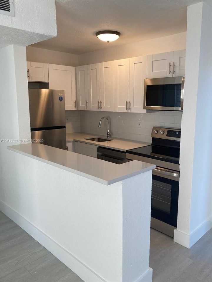 199 E Mcnab Rd #101 - Photo 4 of 15