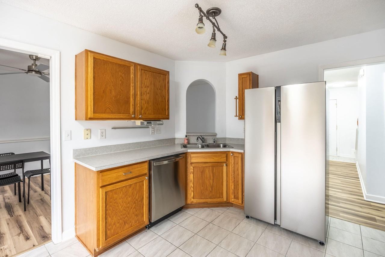 Crowders Woods Dr - Photo 3 of 18