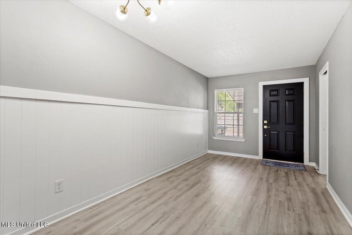 2501 Gulf Ave Apt 18 - Photo 5 of 32