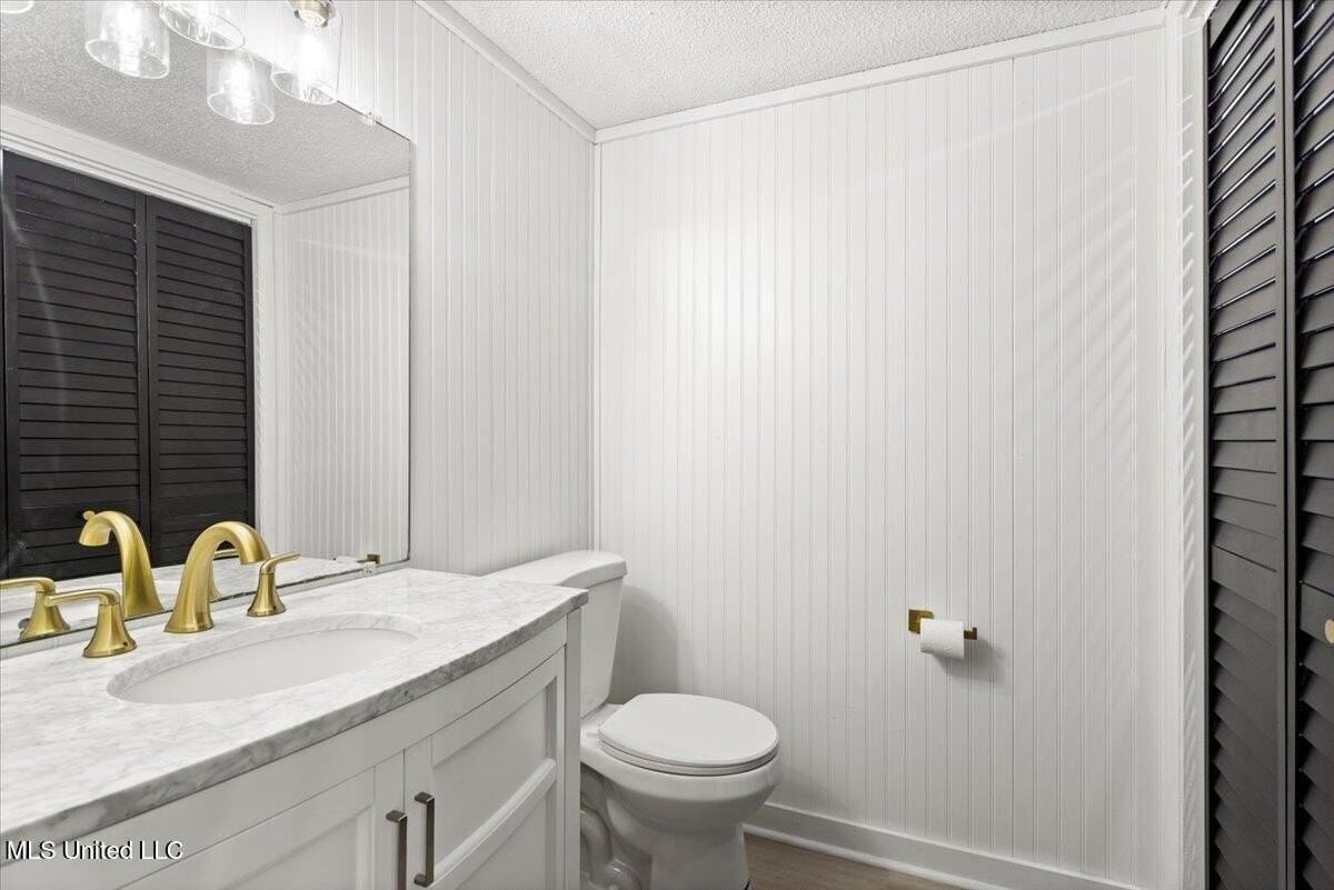 2501 Gulf Ave Apt 18 - Photo 7 of 32