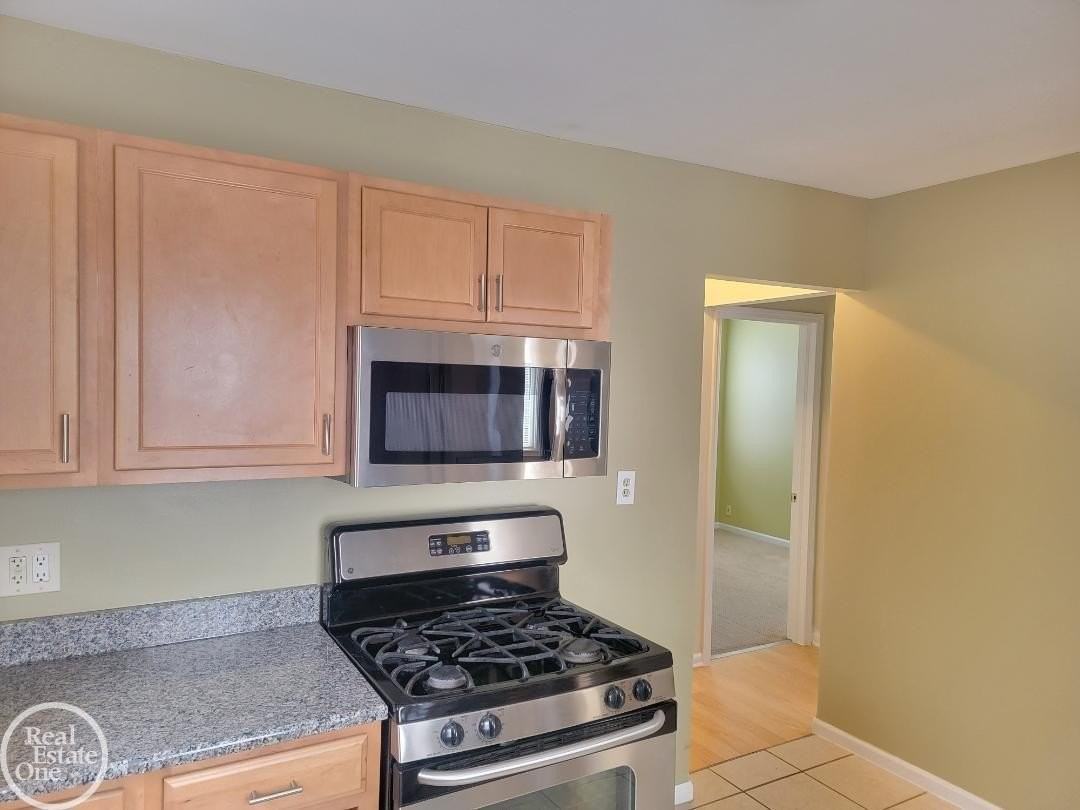 11036 Stephens Rd - Photo 7 of 14