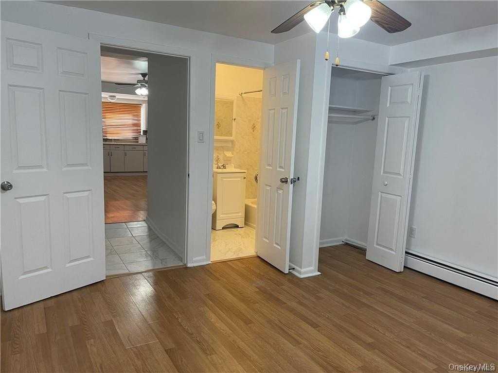 2925 Schurz Ave - Photo 5 of 6