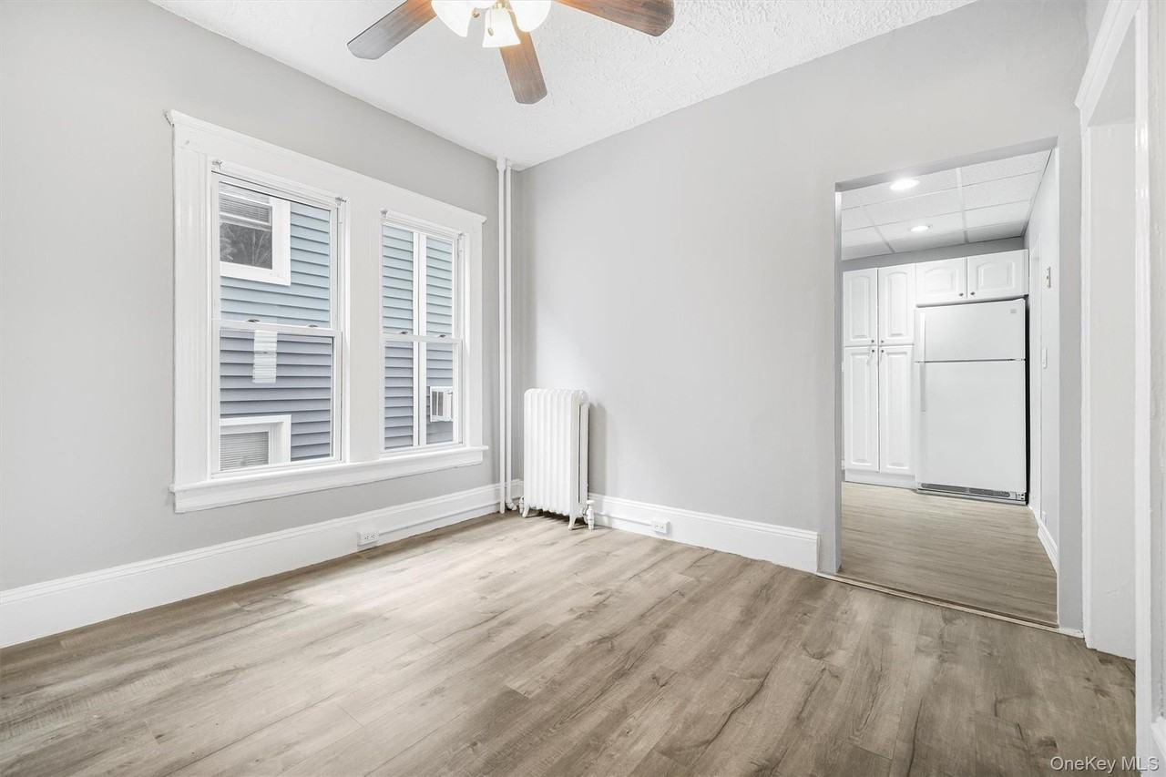 17 Lawrence Ave Unit 2 #2 - Photo 7 of 30