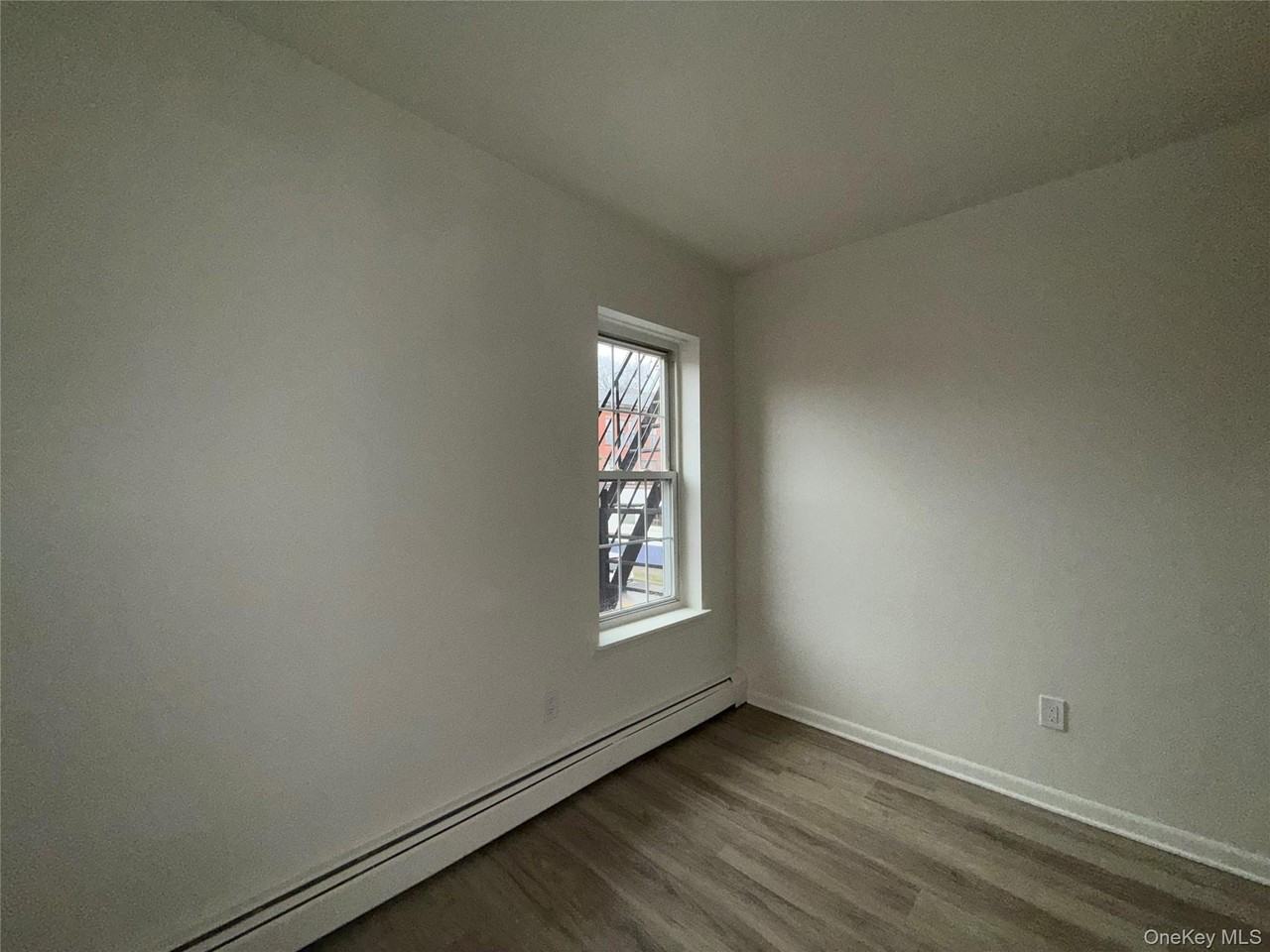 32 N Bridge St - Photo 7 of 7