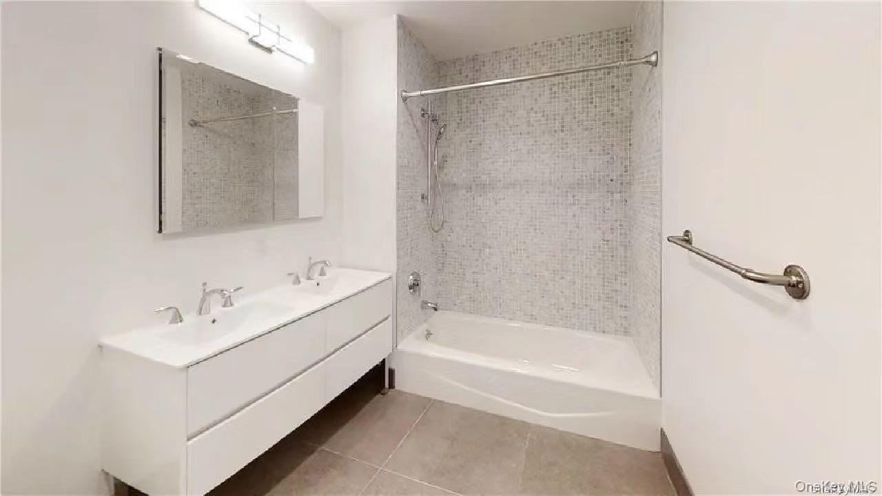 3260 106th St - Photo 2 of 8