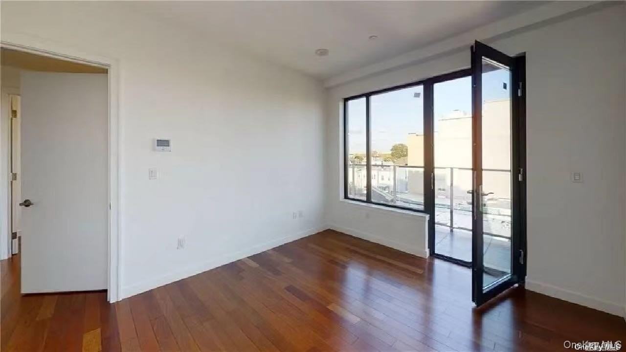 3260 106th St - Photo 3 of 8