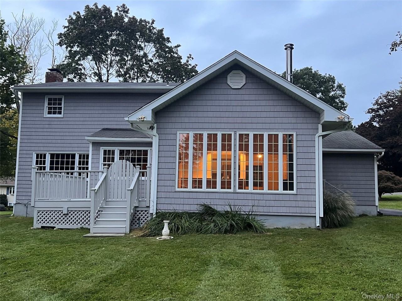 4 Margaret Ln - Photo 2 of 19