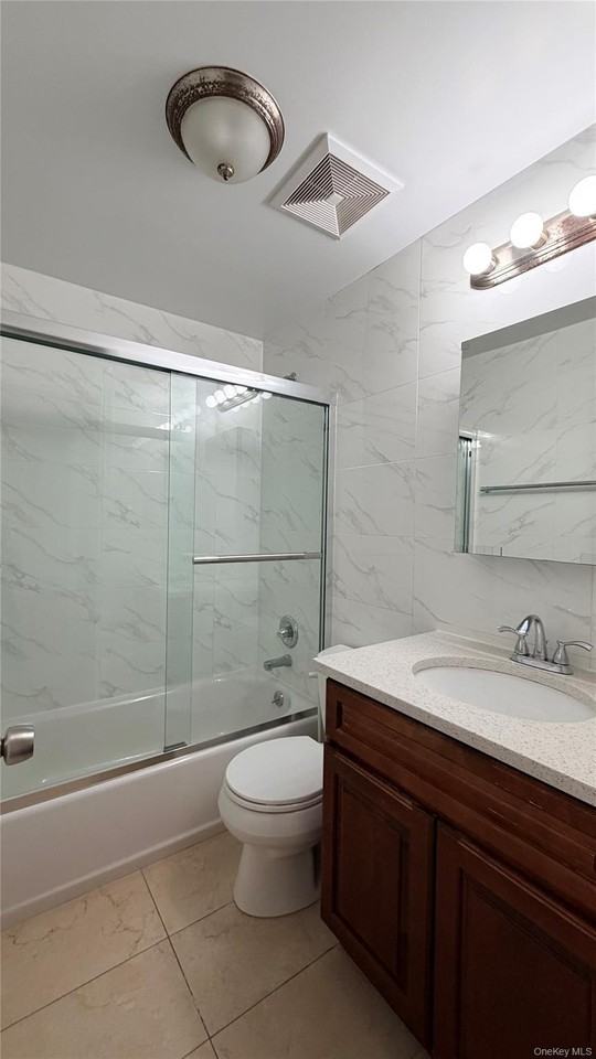 6302 Grand Central Pkwy - Photo 5 of 8