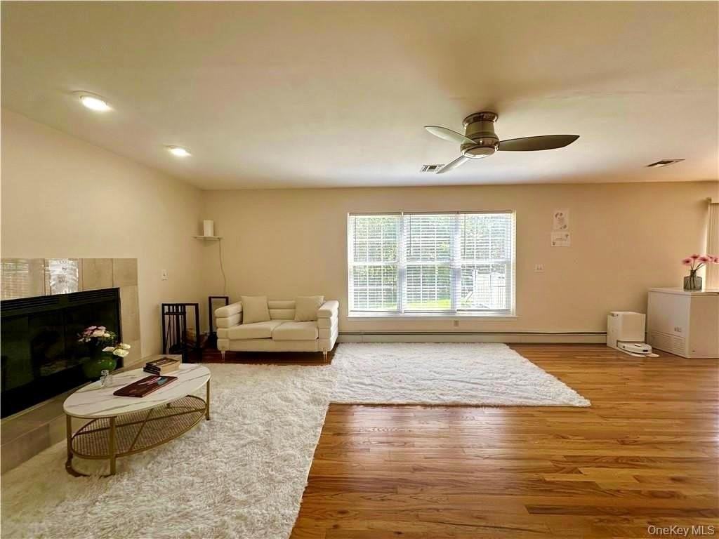 201 Golf Links Rd - Photo 7 of 32