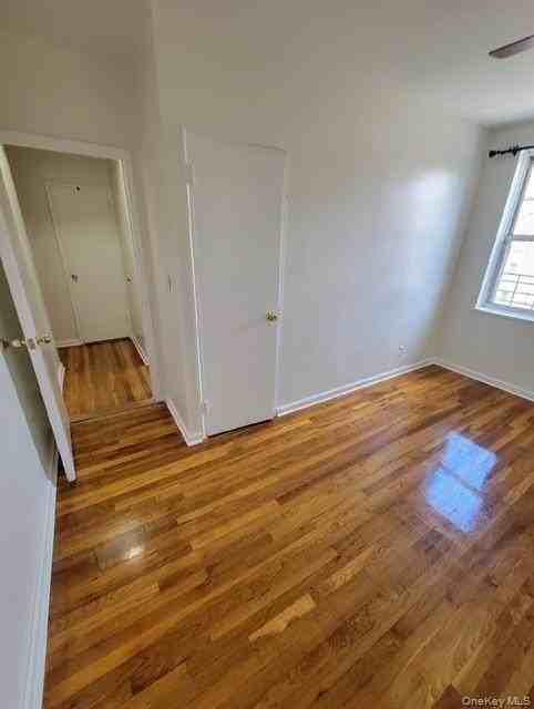 780 Bronx River Rd Apt A52 #A52 - Photo 4 of 6