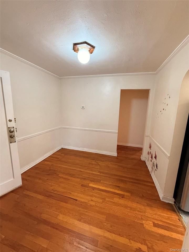 7627 170th St Unit 2fl #2FL - Photo 5 of 8