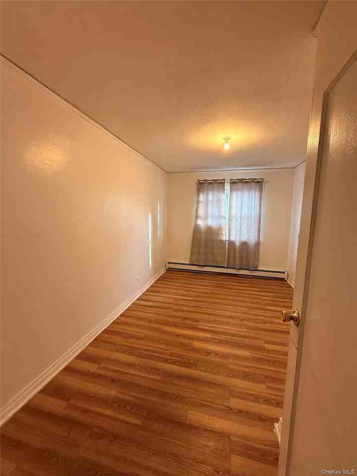 7627 170th St Unit 2fl #2FL - Photo 7 of 8