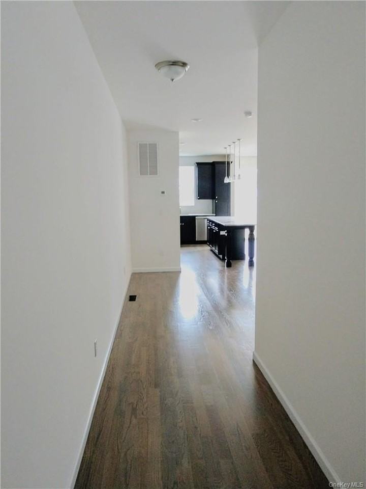 69 Magnolia Park Rd - Photo 3 of 43