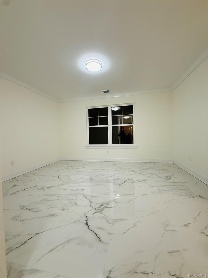 134 Cedar Ln - Photo 7 of 15