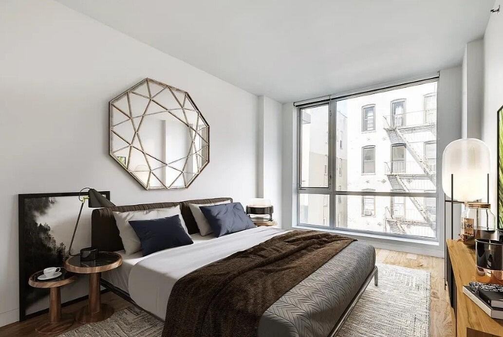 1135 45th Ave Apt 4e #4E - Photo 4 of 14