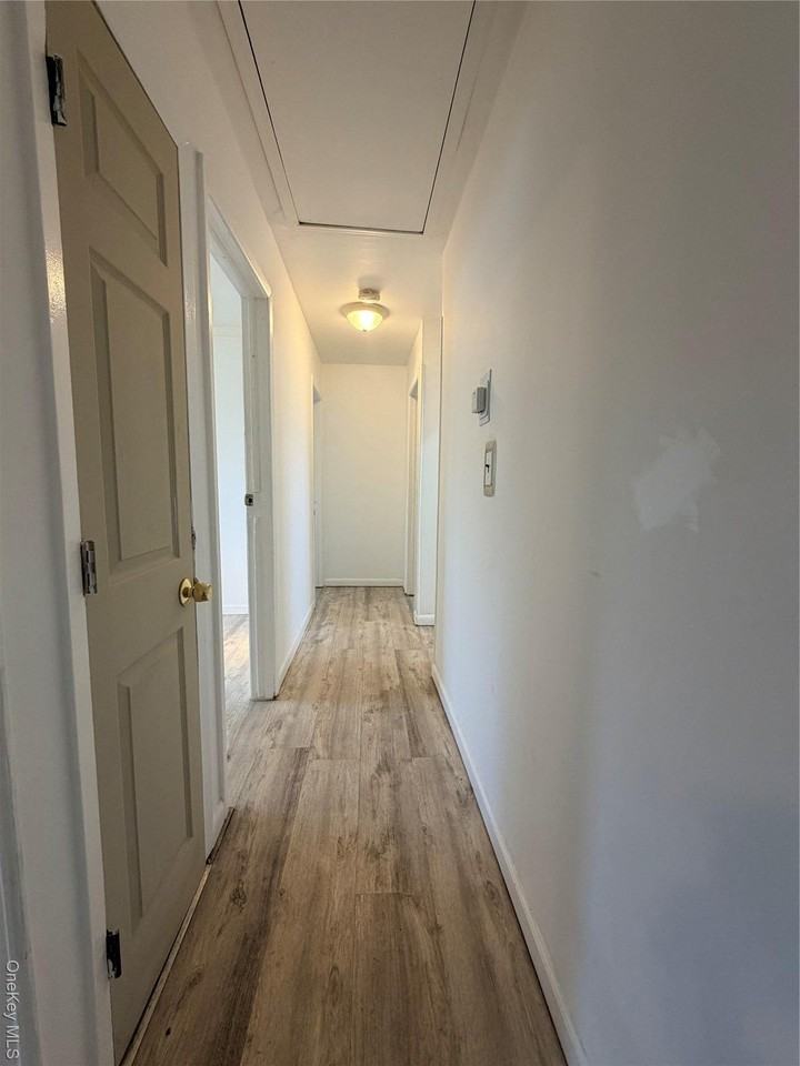 717 Doane Ave - Photo 3 of 12