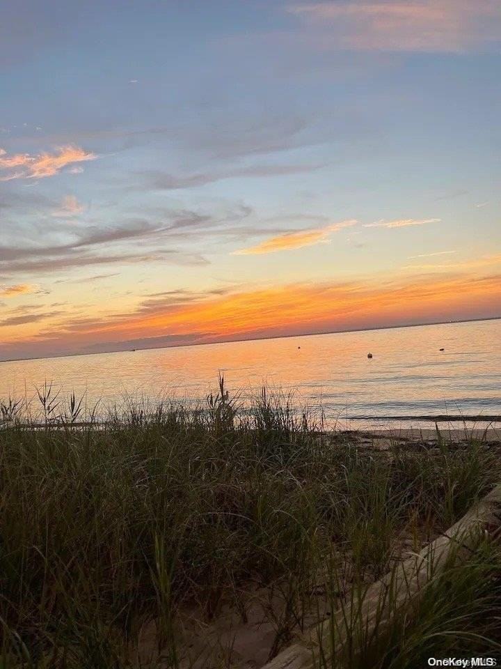 49 Bayview Walk - Photo 2 of 11