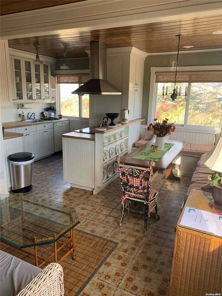 49 Bayview Walk - Photo 5 of 11