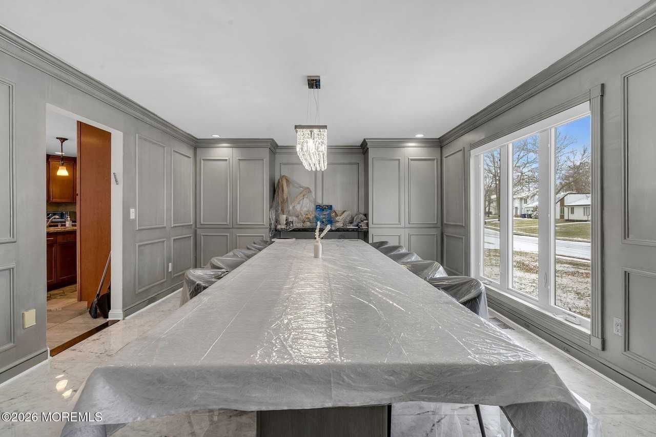 7 Harvard Ct - Photo 7 of 25