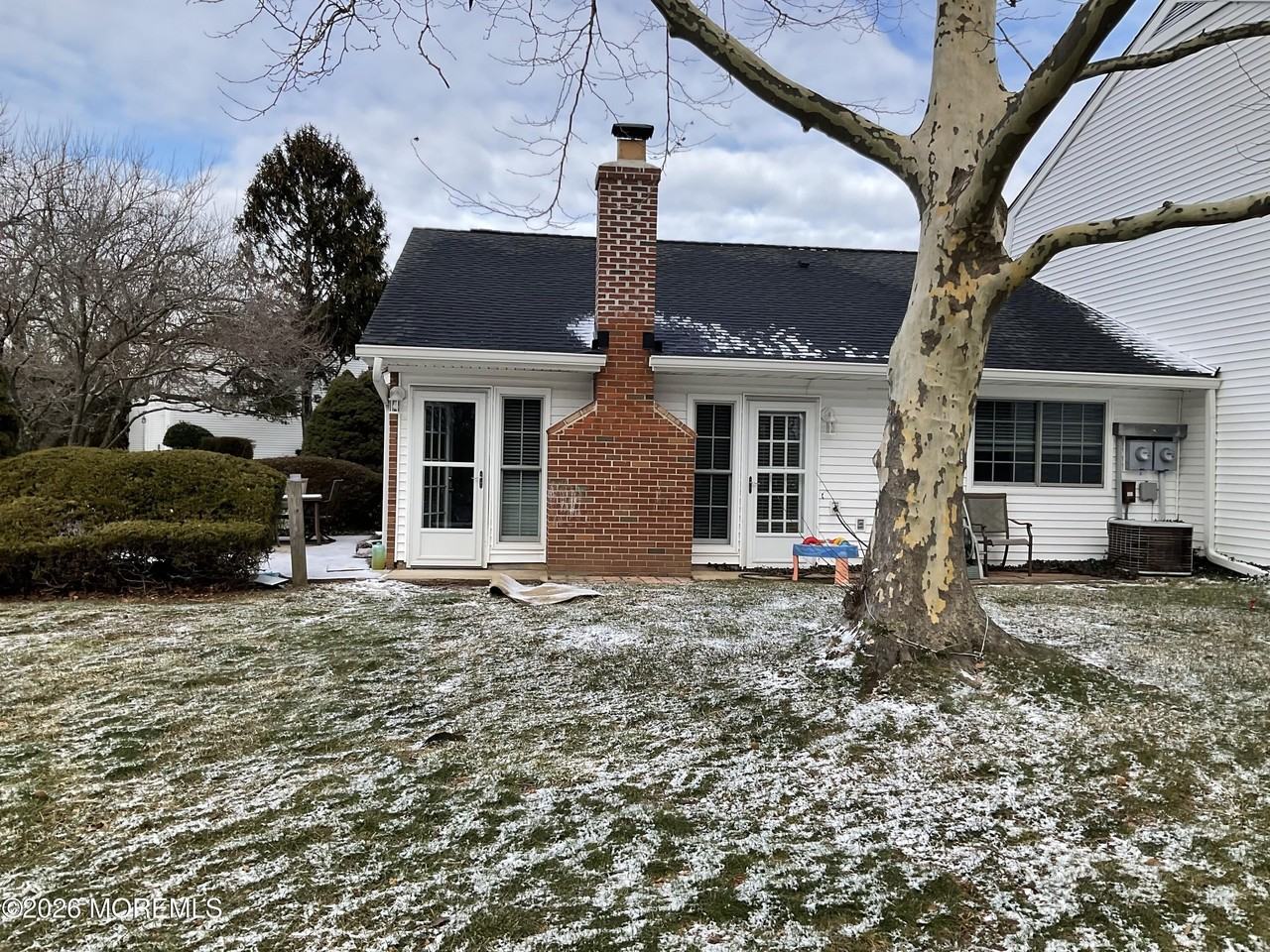 37 Dogwood Dr - Photo 4 of 26