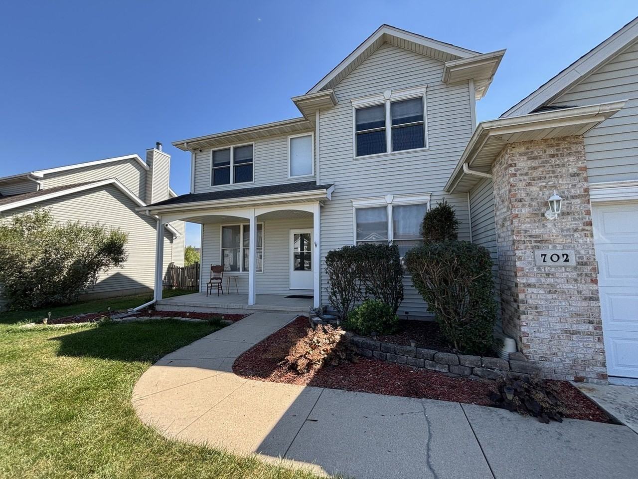 702 Plum St - Photo 2 of 25