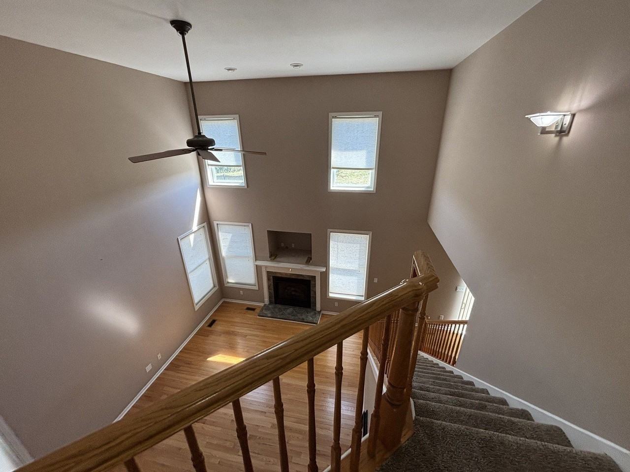 702 Plum St - Photo 5 of 25