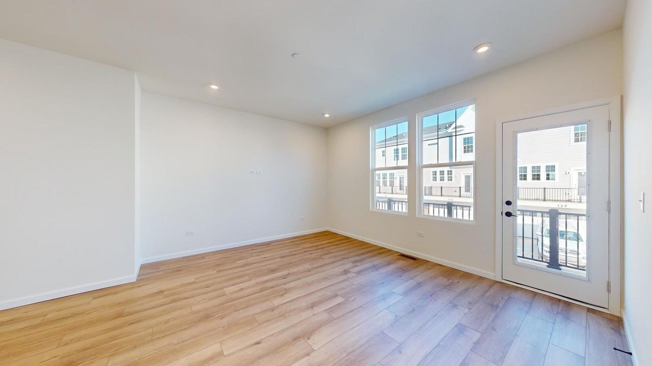 134 Yorktown Ct - Photo 5 of 28