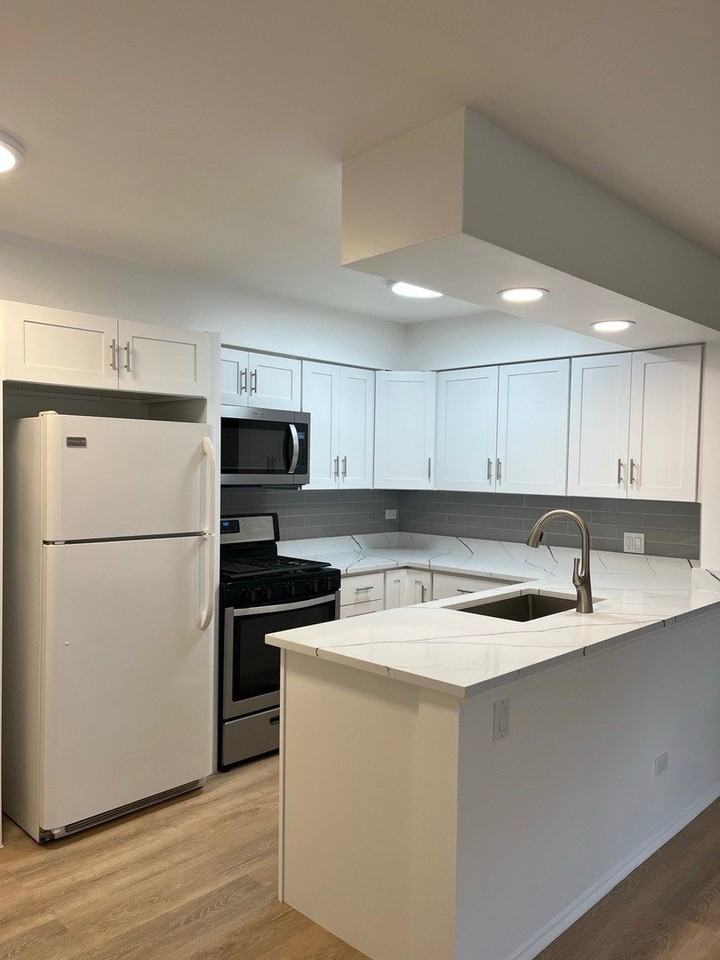 408 Inverrary Ln - Photo 4 of 8