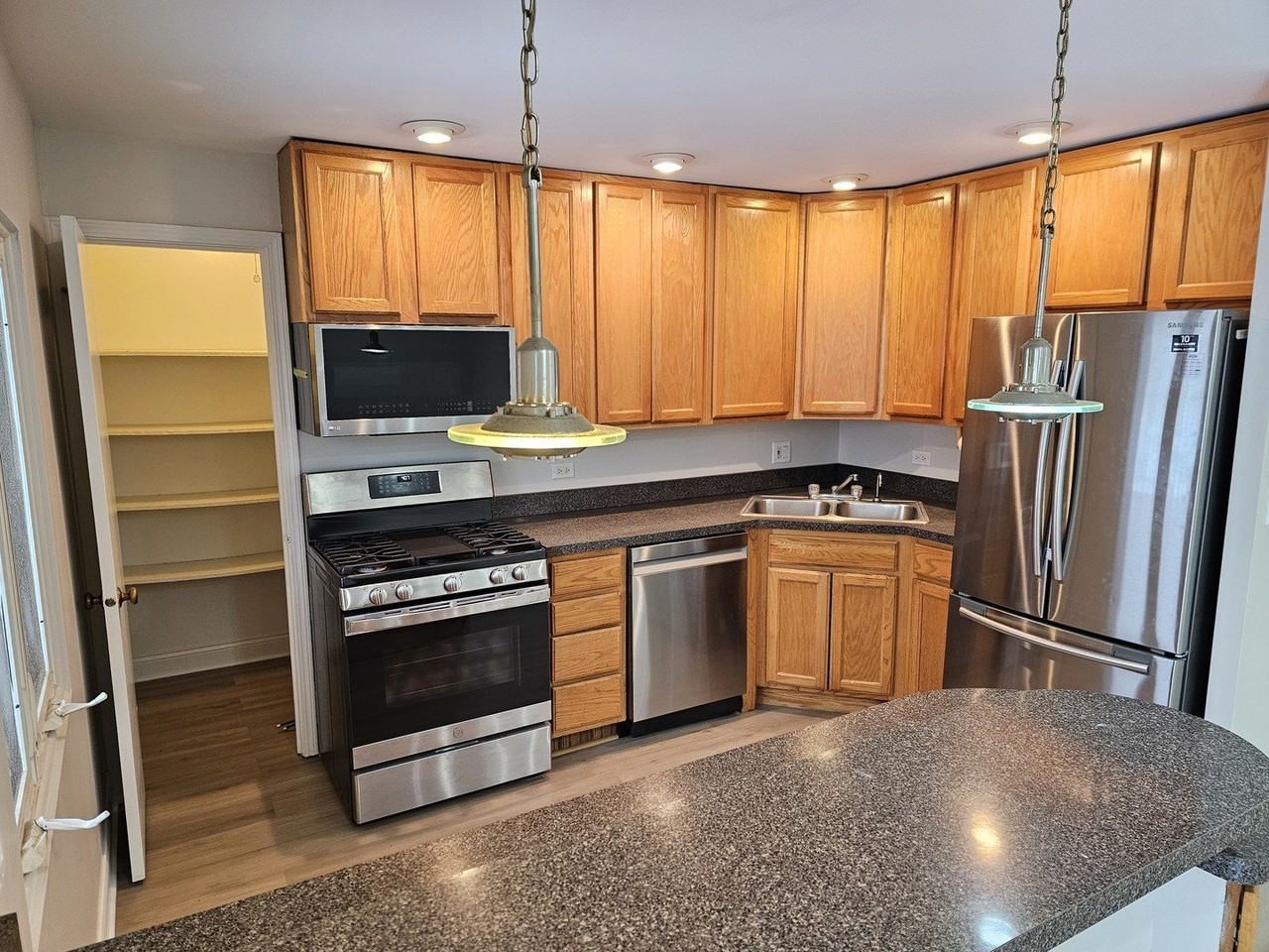 1550 Sandpebble Dr Apt 210 #210 - Photo 3 of 22