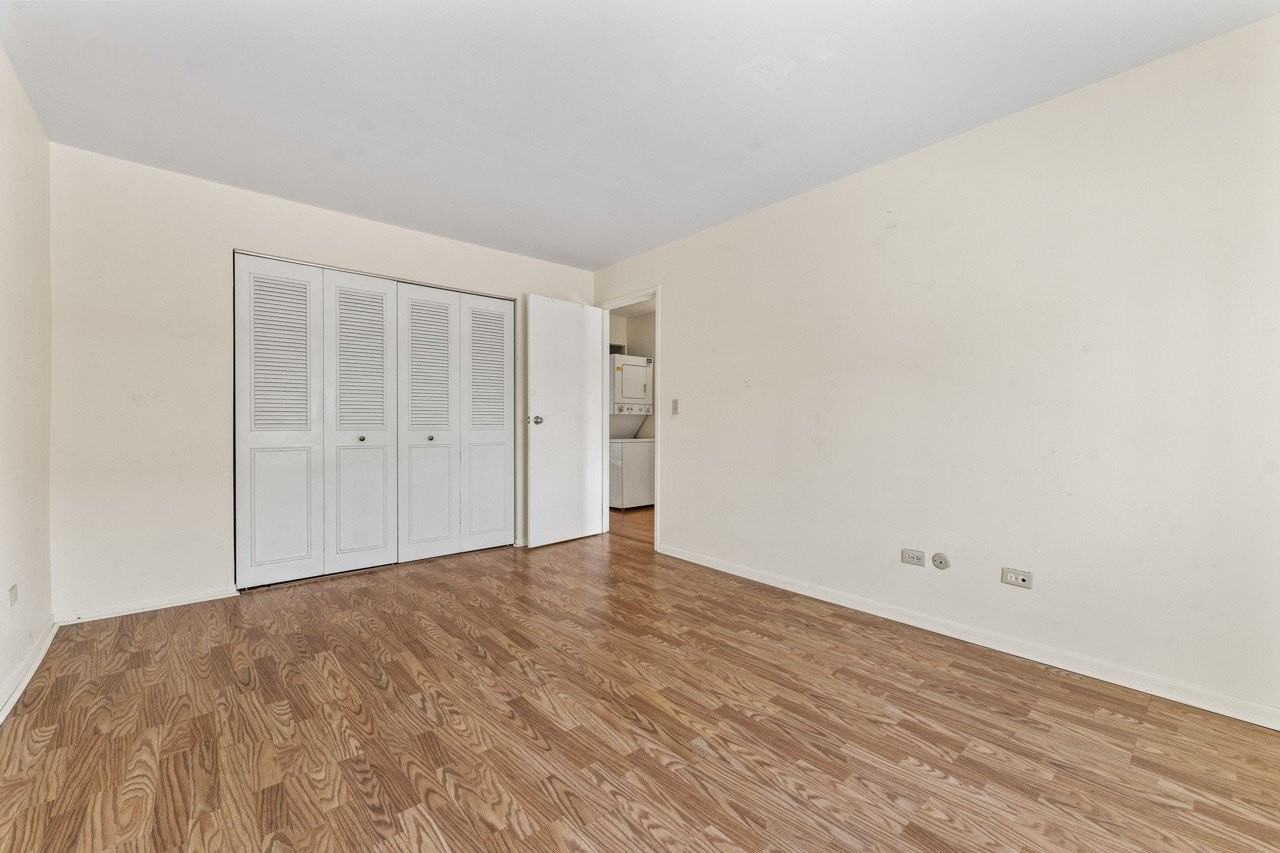 225 Gregory St Unit 6 #6 - Photo 6 of 21