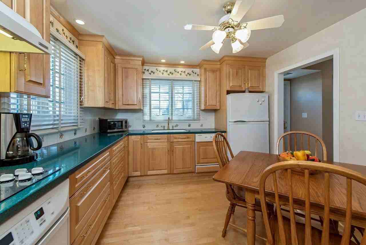 2322 Birchwood Ave - Photo 5 of 20