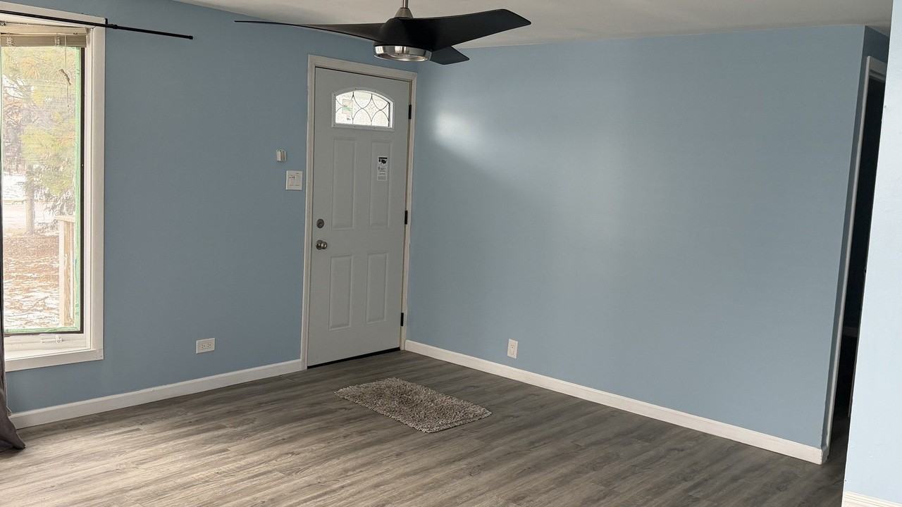 4056 W 89th Pl - Photo 5 of 13